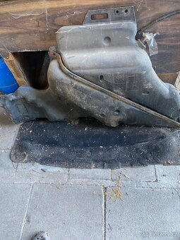 Renault Laguna II, kombi, nádrž - nafta - 2