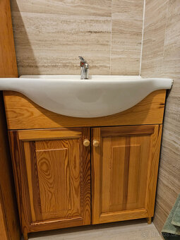 skříňka s umyvadlem - 2