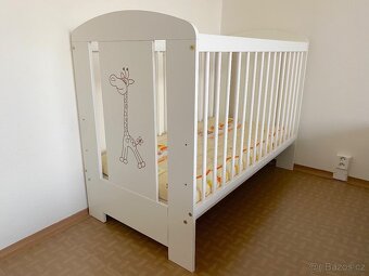 Dětská postýlka s matrací - 2