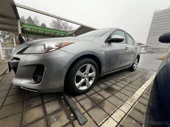 MAZDA 3 - 2