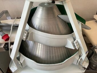 Vykulovačka těsta (lot: 10) - 2