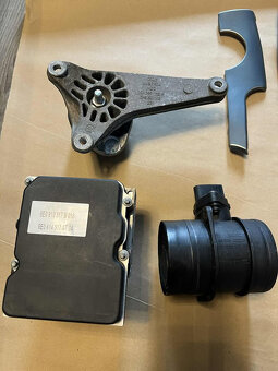 Audi A4 B7 náhradní díly - 2