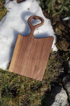 Prkénko z amerického ořechu - 2