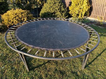 Dětská trampolína - 2