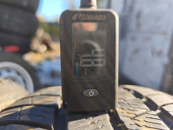 zimni pneu215/55r17 Polaris 5 - 2