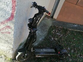 Dual Xtreme scooter 84V 2x4000W - 2