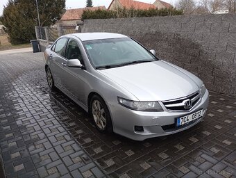 Honda Accord 2.2 i-ctdi SPORT - 2