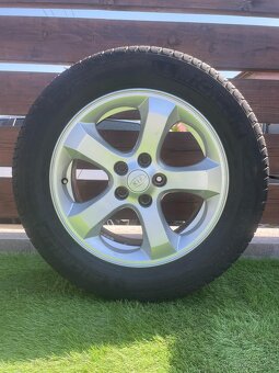 Alu kola 5x114.3 r17 s letním pneu (Kia) - 2
