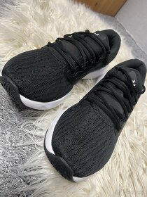 Under Armour - boty - 2