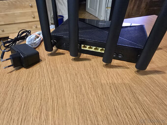 Router Cudy LT18 (2 x nanoSIM, 4x1 Gbit/s, Wifi 6, AX1800) - 2