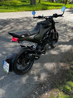 Husqvarna svartpilen 401 - 2