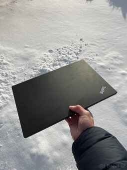 Lenovo ThinkPad T14 Gen 2 - 2