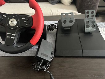 Logitech Formula Force EX, volant a pedály - 2