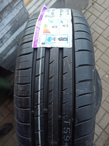 215/65 R17 LETNÍ PNEU - NEJETÉ - 2