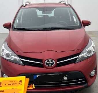TOYOTA VERSO - 2