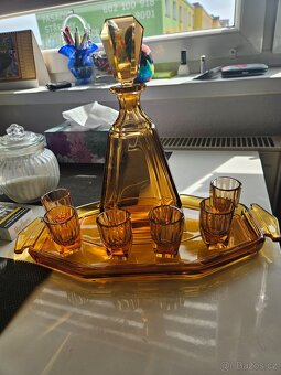 Dobry den nabizim pozůstalost.likerovou karafu atd. - 2
