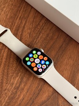 Prodám Apple Watch 7 41mm - 2