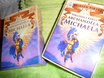 Vykládací karty Archanděla Michaela - 44 karet + kniha - 2