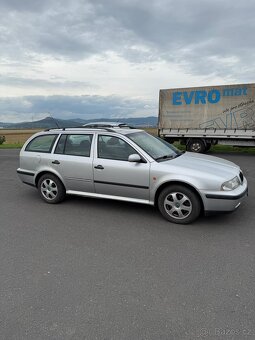 Osobní vůz Škoda Octavia I - 2