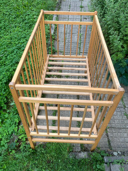 Dětská postýlka s roštem - 2