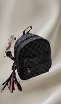 Černo-šedý stylový mini batůžek - 2