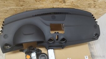 Airbagová sada Audi A1 s originální deskou - 2