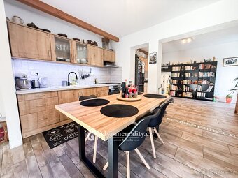 Prodej rodinné domy, 287 m² - Hluboké Mašůvky, okr. Znojmo - 2
