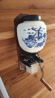 Nástěnný porcelánový mlýnek - 2