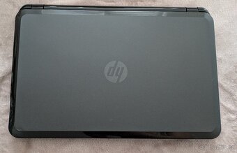 Notebook HP 15-d054sc černý lesklý - 2