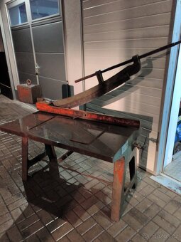 Tabulové nůžky - 2