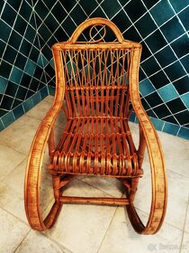 DĚTSKÉ HOUPACÍ KŘESÍLKO - 2