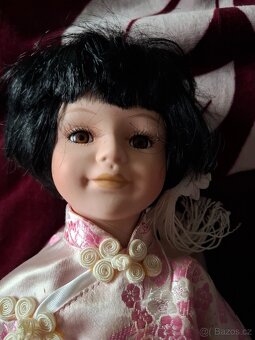 Porcelánová panenka - 2