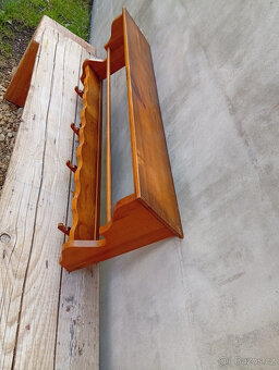 Polička  dřevěná - 2