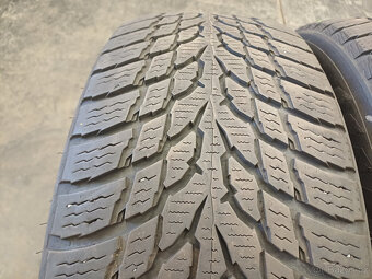 Zimní pneu Nokian 205/60/16 96H Extra Load - 2