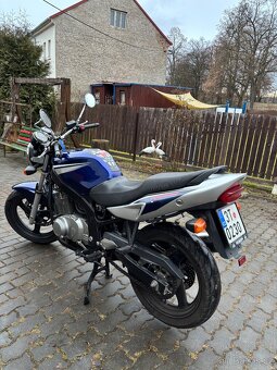 Suzuki GS500 - 2