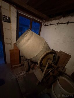 Stavební míchačka - 2