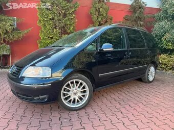 VW Sharan 2.0 TDI 103kW,Tažné,7.Míst,digi.klima. - 2