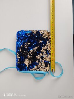 Měnící flitrová kabelka - 2