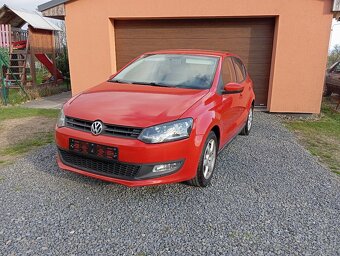 Volkswagen Polo, benzín - 2