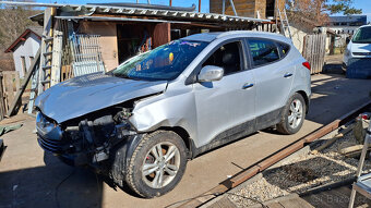 HYUNDAI IX 35, r.v. 2012, 2,0 CRDI, 4 x 4 - 2