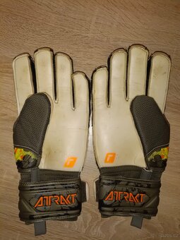Brankářské rukavice Reusch Attrakt Solid vel.9 - 2