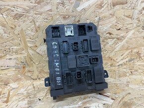 MODUL BSI PEUGEOT 607 2.2 HDI 9648723680 - 2