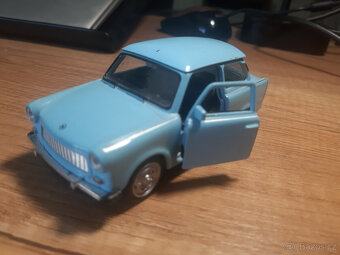 Modely aut, kovové 1:34 cca, Welly, Maisto, VW MK1, Trabant - 2
