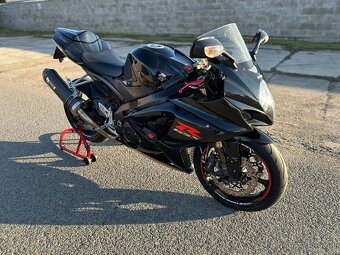 Prodam SUZUKI GSX-R 1000 K7 - 2