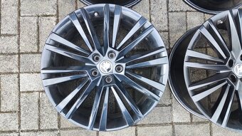 Prodám originál alu kola Škoda Canopus R19 – Superb, TPMS - 2