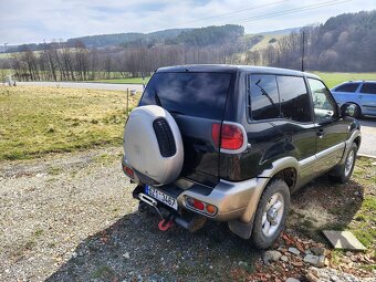 Terrano 2 2.7 TD H-T - 2