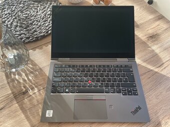 konvertibilní Lenovo ThinkPad X1 Yoga 5th - i7-10610 / 16GB - 2