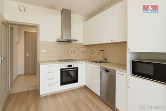 Pronájem bytu 3+1, 68 m², Praha, ul. Oty Bubeníčka - 2