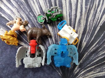 PRODEJ - Kinder Joy - Funko Dinosauři - 2