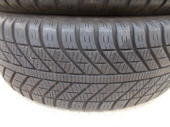 Celoroční pneu 195/60/16 89H Goodyear Vector 4Seasons - 2